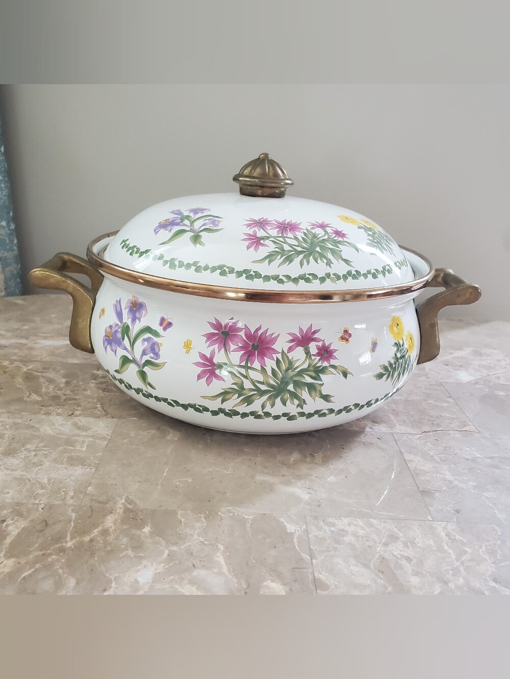 Vtg Lincoware Enamelware Brass Handles Dutch Oven Pot With Lid Flower Pattern